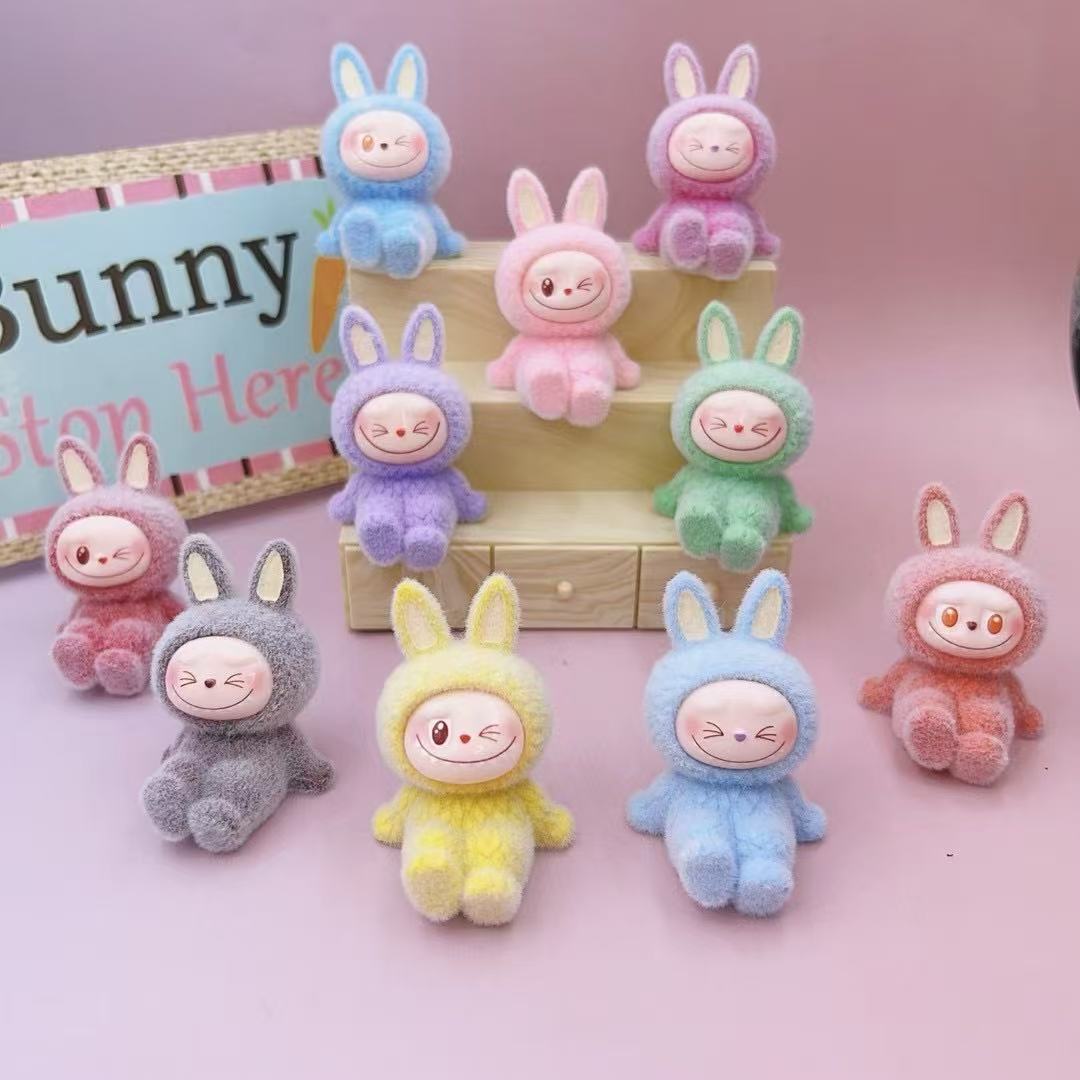Flocked Labubu Yoga Doll – Small DIY Resin Ornament