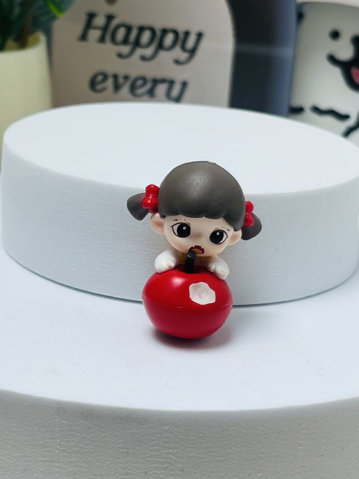 Mengli Zoraa Blind Box Sister Figurine, Trendy DIY Small Pendant, Cute Toy Figurine