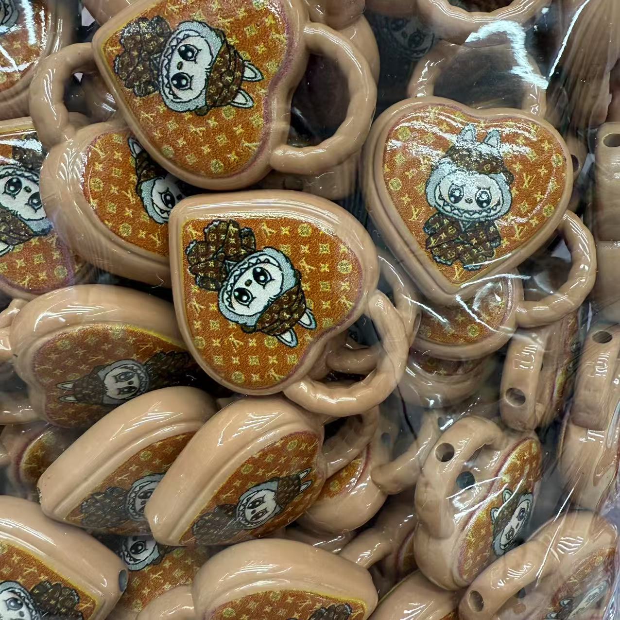 Acrylic Labubu Love Bag Beads – Personalized Straight-Hole Charms for DIY Jewelry, Phone Straps & Bead Pens
