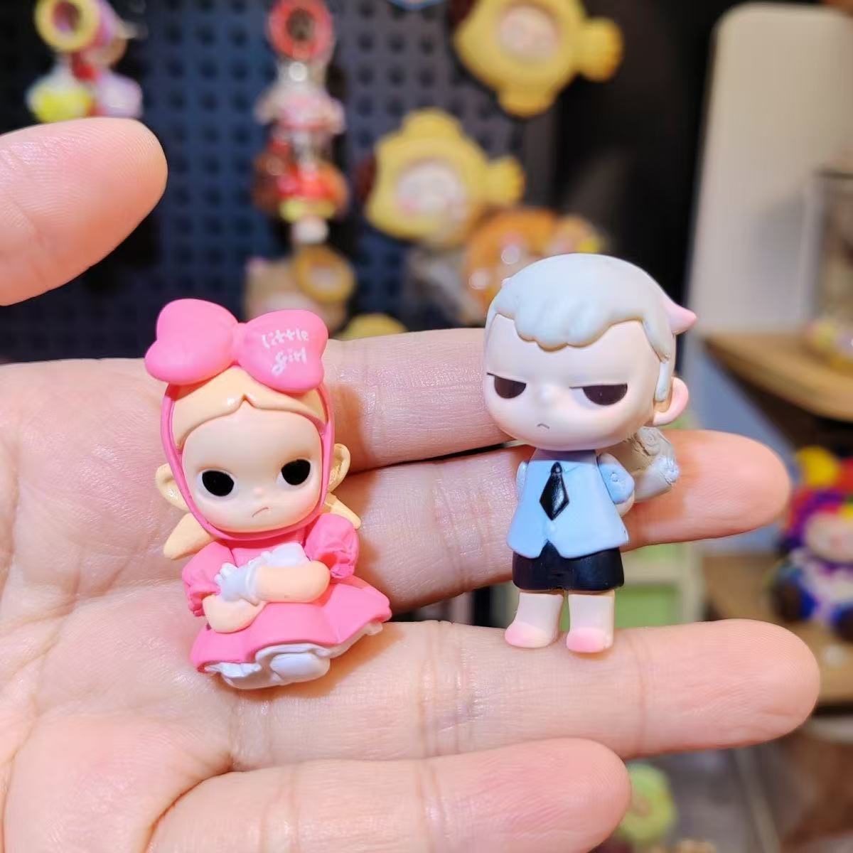 Zoraa Sister Mengli, PVC Material, Punchable for Keychain, Cute Trendy Toy
