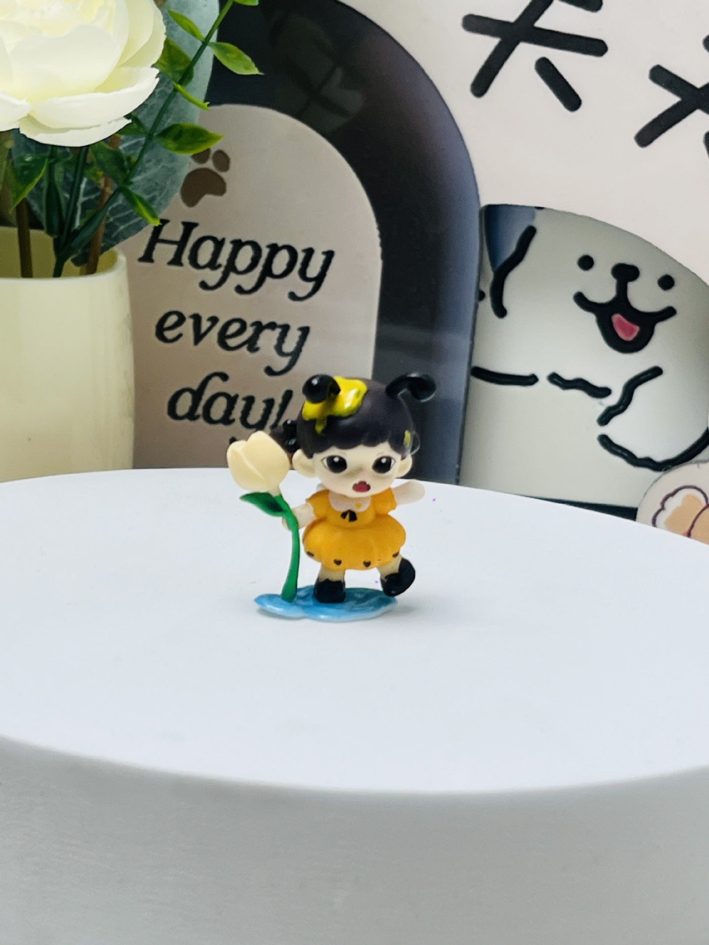 Mengli Zoraa Blind Box Sister Figurine, Trendy DIY Small Pendant, Cute Toy Figurine