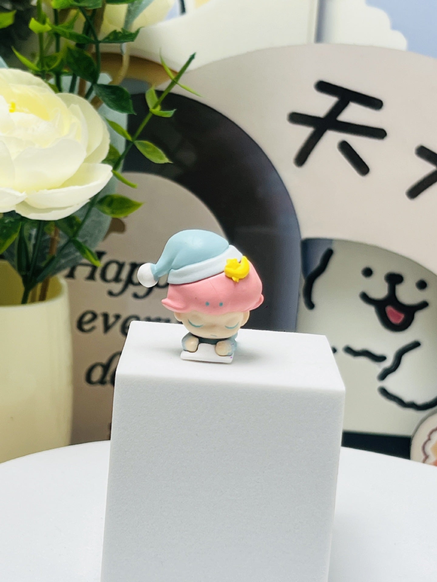 Mengli Zoraa Blind Box Sister Figurine, Trendy DIY Small Pendant, Cute Toy Figurine
