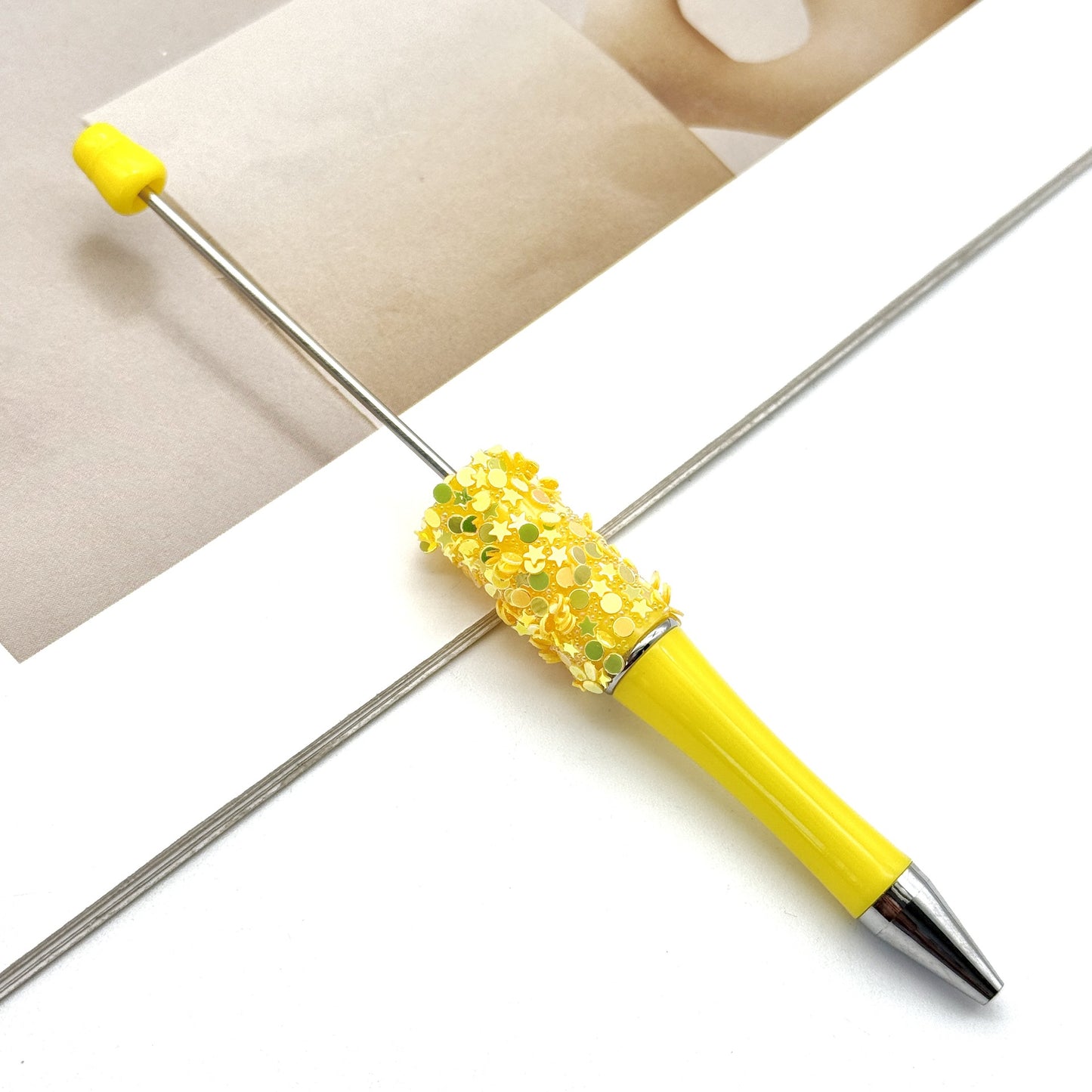 Star Bead Pen – Creative Five-Pointed Star Sequin Ballpoint Pen, Handmade Rotating Signature Pen (Wholesale Available)