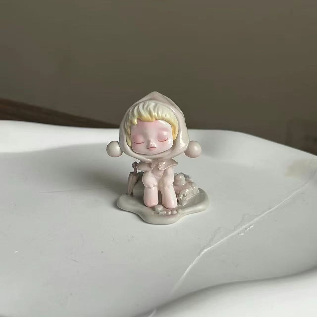SKULLPANDA temperature series cute grain punchable sp8 generation tide play figure toy ornament doll ornament