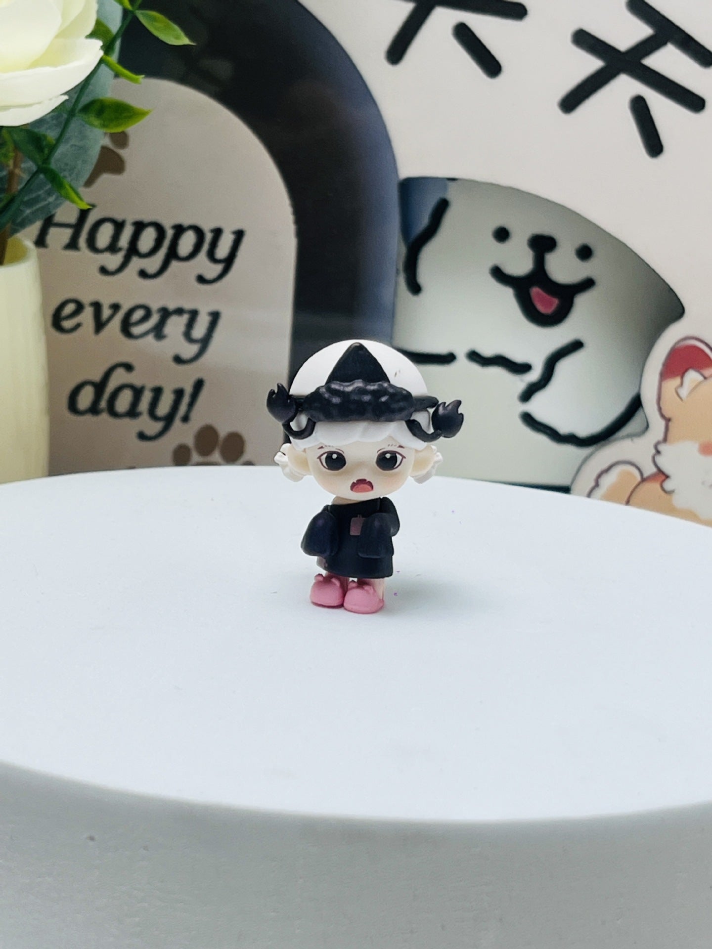 Mengli Zoraa Blind Box Sister Figurine, Trendy DIY Small Pendant, Cute Toy Figurine