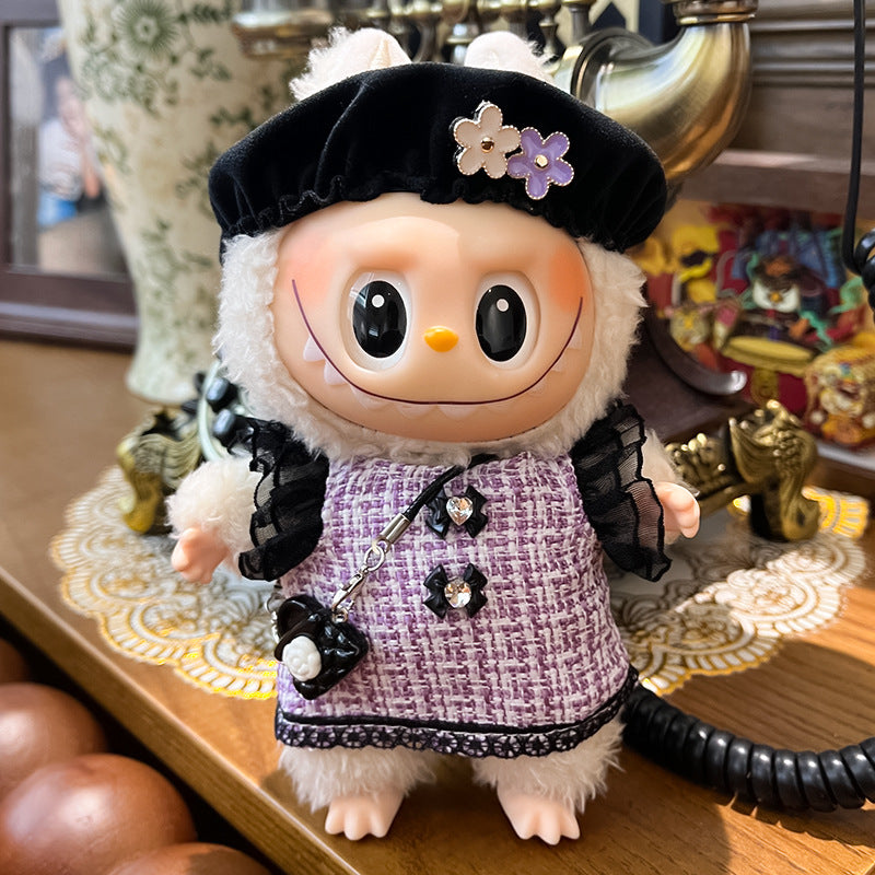 17cm Labubu Figure, Labubu Clothing Made of Soft PVC, Cute Dress-Up Casual Outfit, Plush Toy Clothes, Compatible with Generations 1, 2, and 3