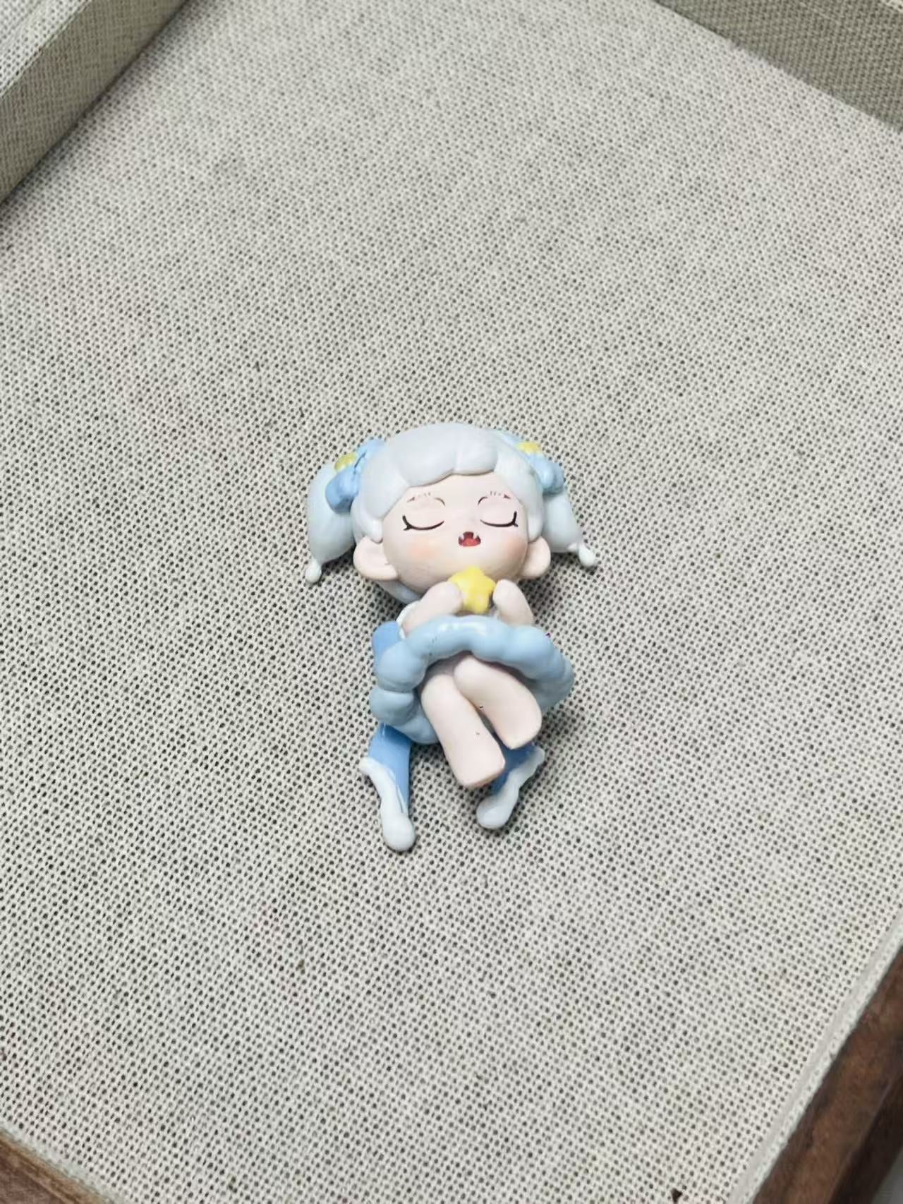 Zoraa Sister Mengli, PVC Material, Punchable for Keychain, Cute Trendy Toy