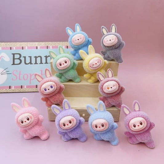 Flocked Labubu Yoga Doll – Small DIY Resin Ornament