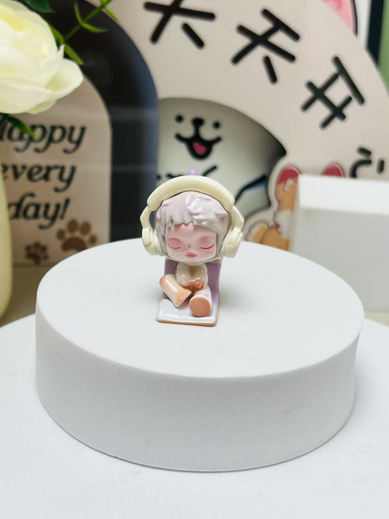 SKULLPANDA temperature series cute grain punchable sp8 generation tide play figure toy ornament doll ornament