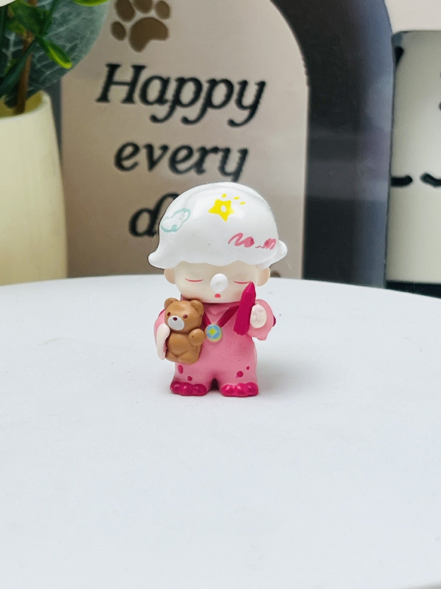 Mengli Zoraa Blind Box Sister Figurine, Trendy DIY Small Pendant, Cute Toy Figurine